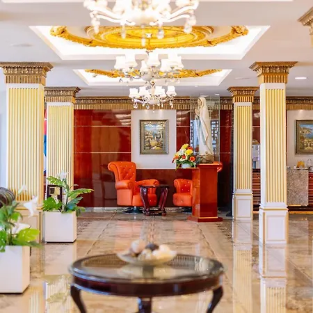 Monicca Collection And Residences 4*