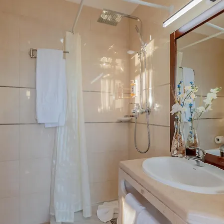 Monicca Collection And Residences 4* Αλμπουφέιρα