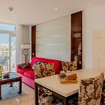 Monicca Collection And Residences אלבופיירה