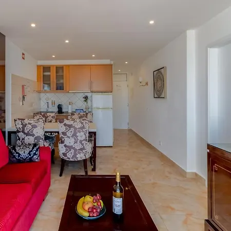 Aparthotel Monicca Collection And Residences 4*