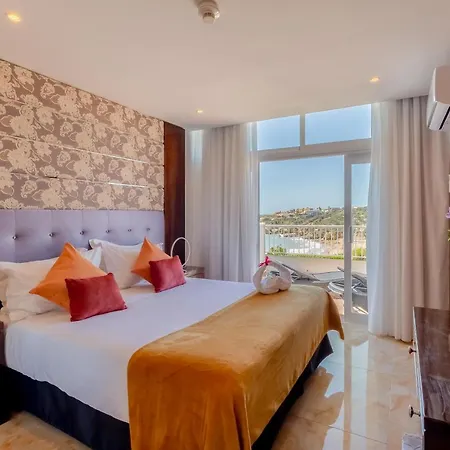 Aparthotel Monicca Collection And Residences