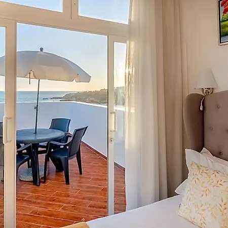 Appart hôtel Monicca Collection And Residences