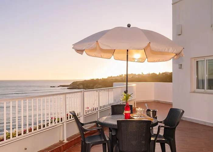 Appart hôtel Monicca Collection And Residences