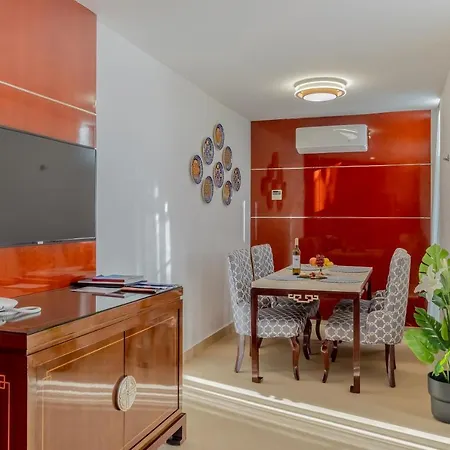 Monicca Collection And Residences 알부페이라