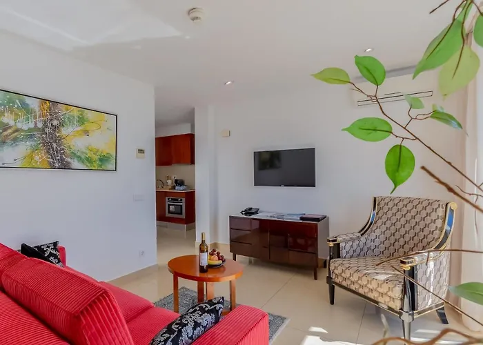 Appart hôtel Monicca Collection And Residences 4*