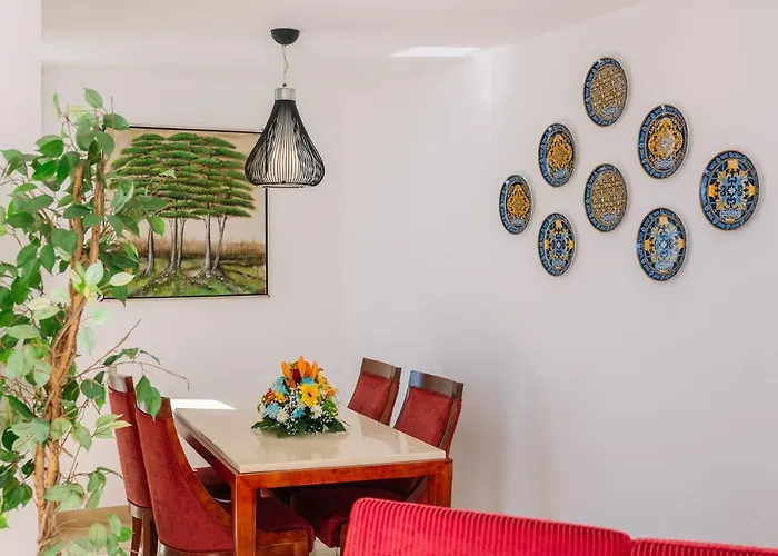Monicca Collection And Residences Appart hôtel 4*