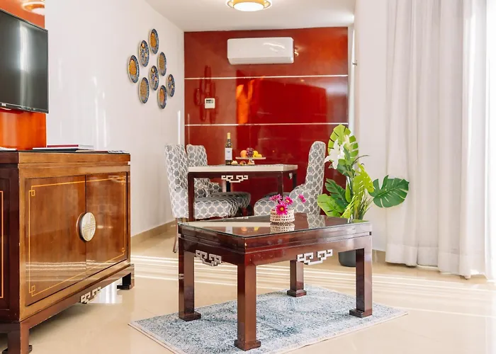 Monicca Collection And Residences Appart hôtel 4*